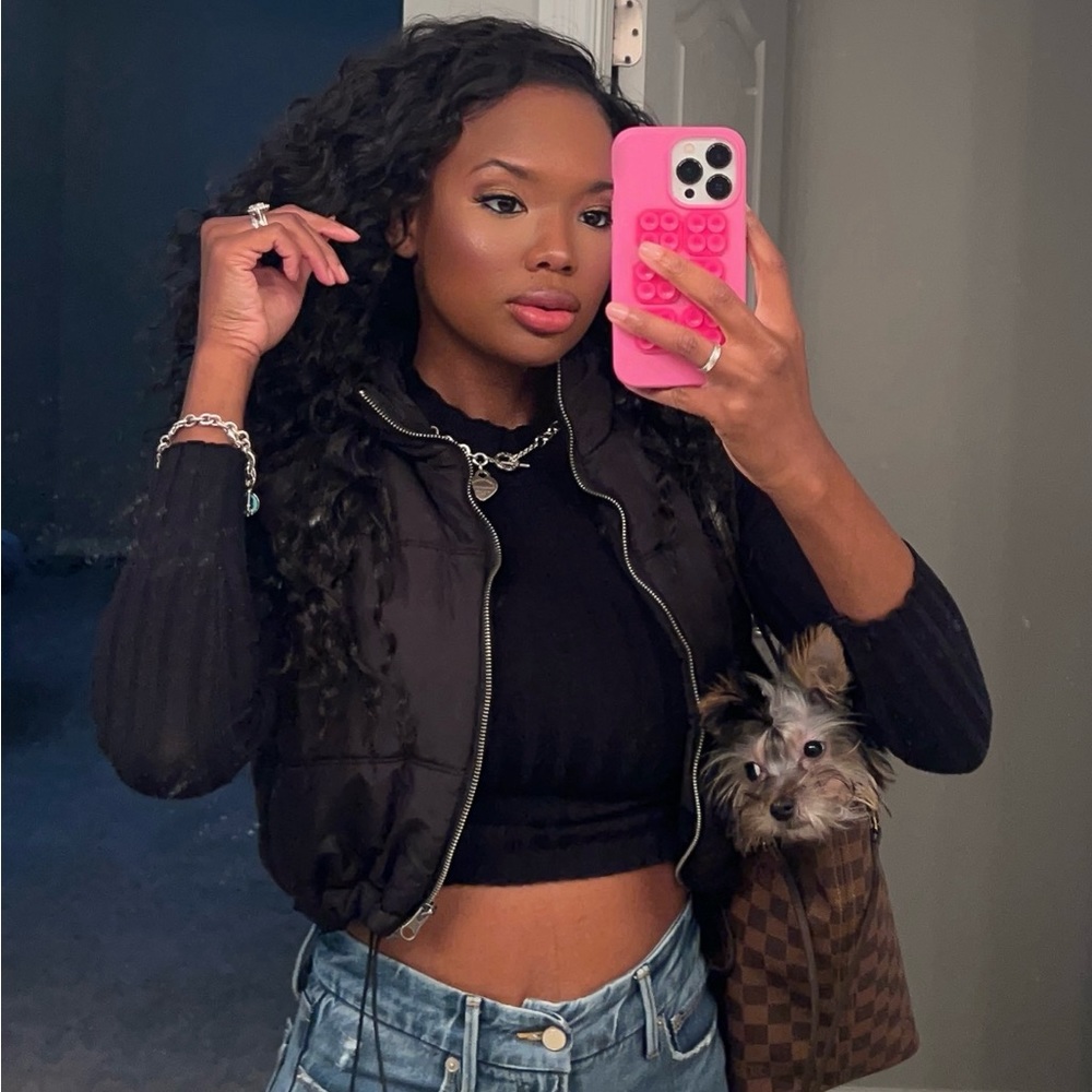 Meet your Posher, Phylicia